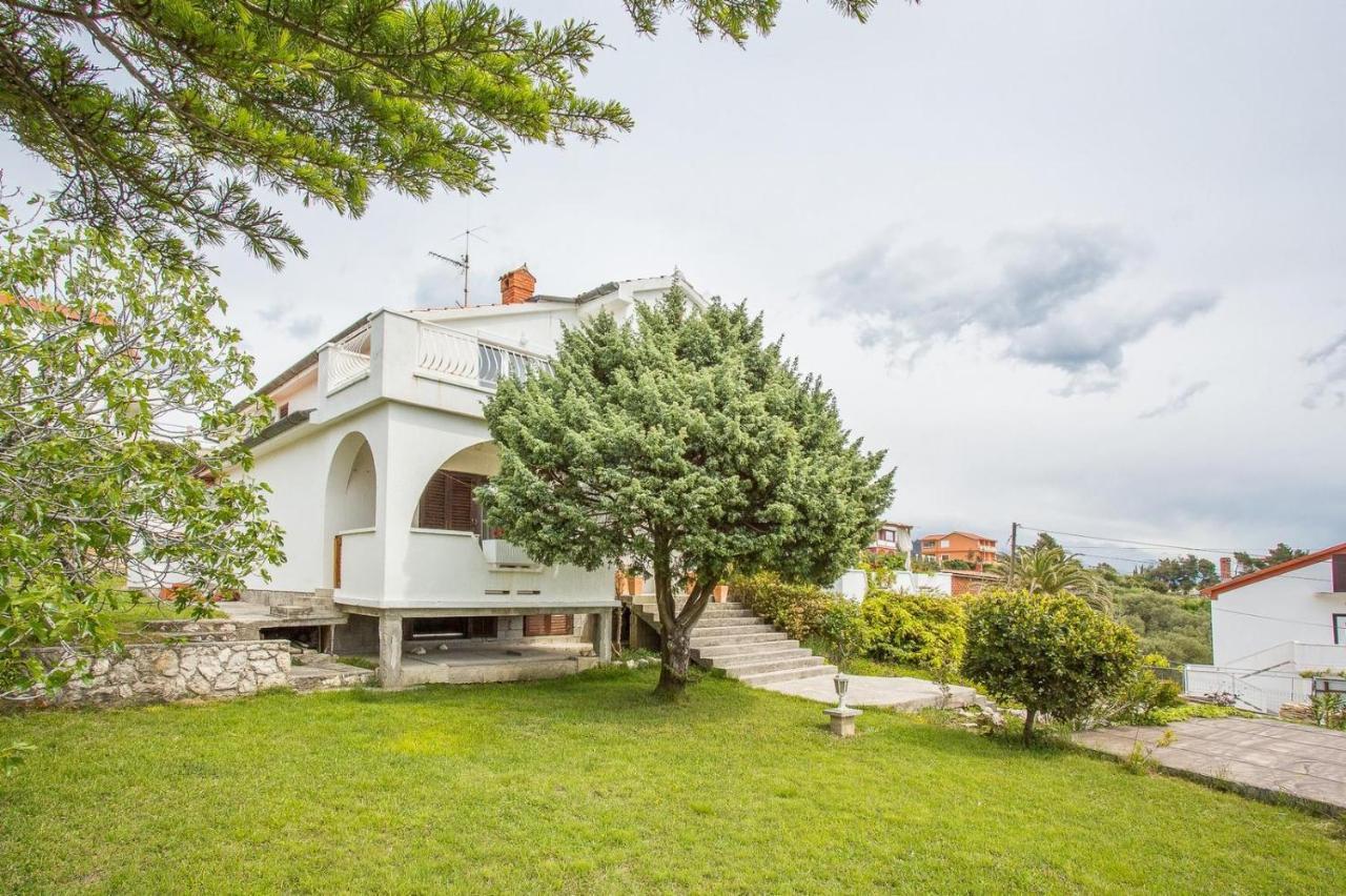 Palit Apartments Pahljina מראה חיצוני תמונה