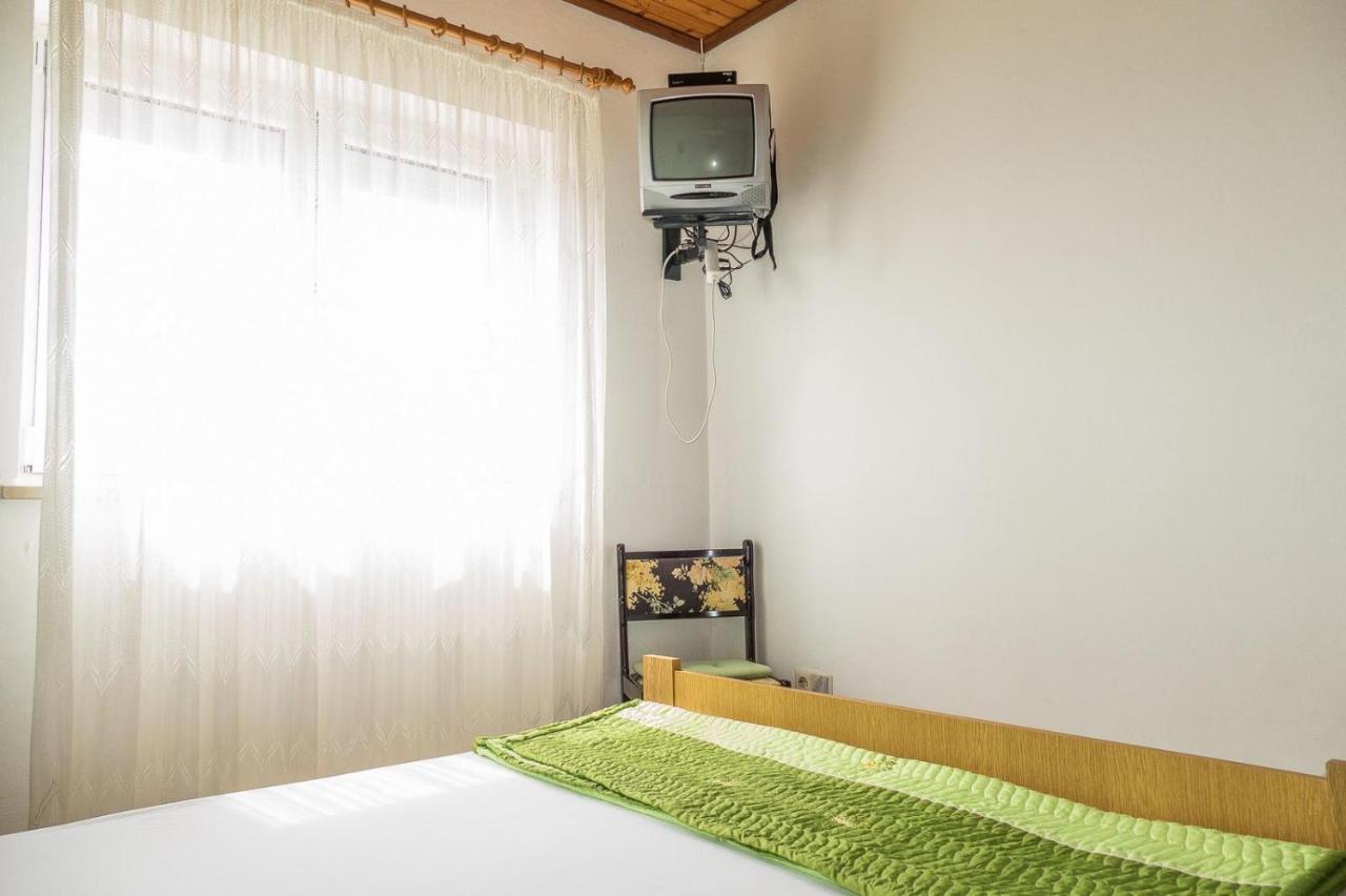 Palit Apartments Pahljina מראה חיצוני תמונה