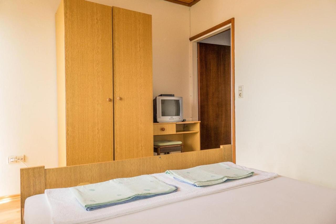 Palit Apartments Pahljina מראה חיצוני תמונה